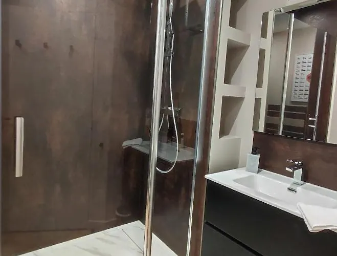 Hypercentre Avec Vue Panoramique ブレスト